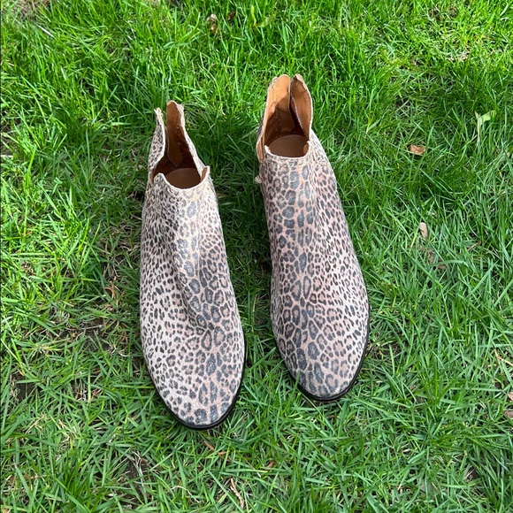 Leopard print booties - Picture 2 of 6